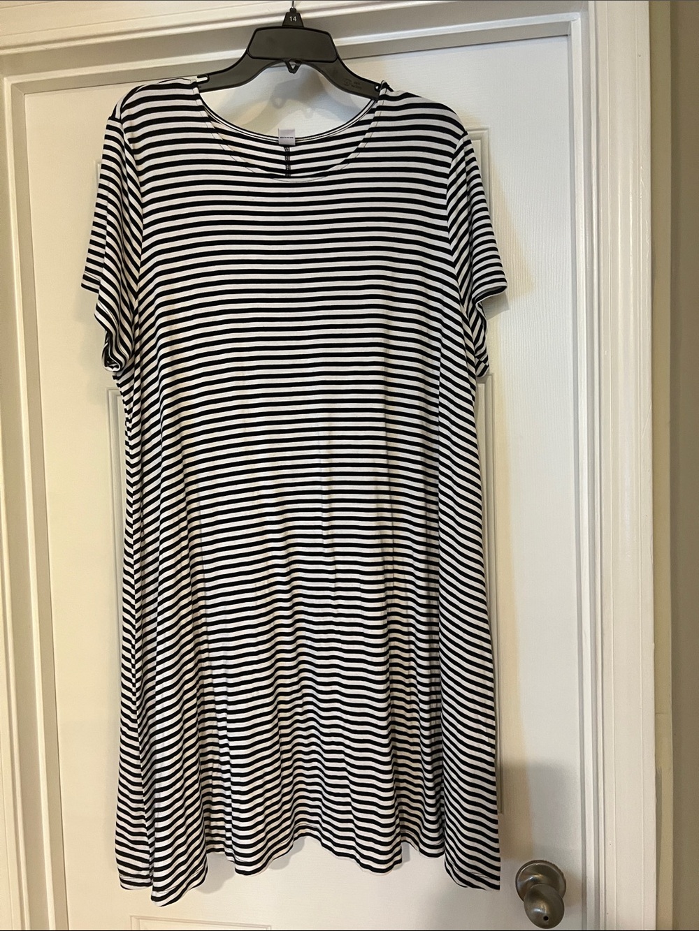 Old Navy Black & White Striped Women's Swing Dress